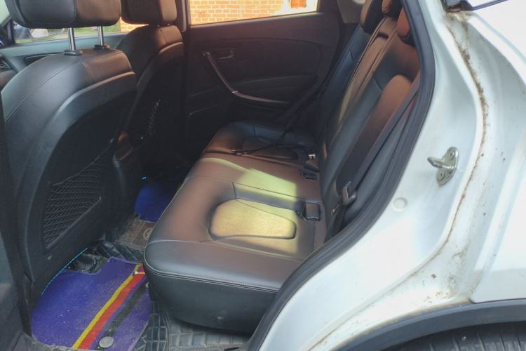 Used Bestune X80 2015 2.0L automatic comfort version Left Rear Seat