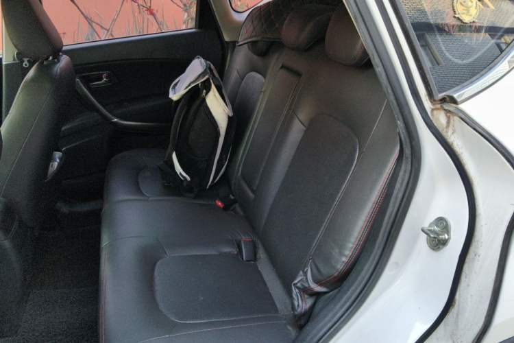 Used Bestune X80 2015 2.0L Manual Base Version Left Rear Seat