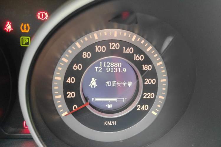 Used Bestune X80 2015 2.0L automatic luxury version Odometer Close Up