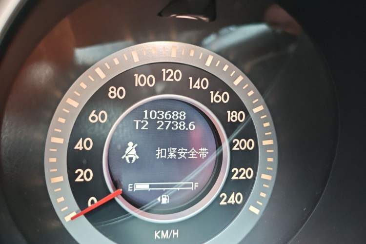 Used Bestune X80 2015 2.0L Automatic Comfort Anniversary Edition Odometer Close Up