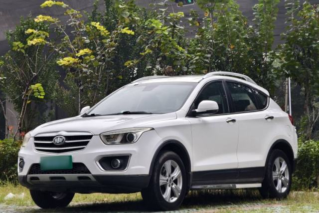 Used Bestune X80 2015 2.0L automatic luxury version