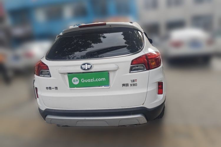 Used Bestune X80 2015 1.8T Automatic Luxury Model Rear