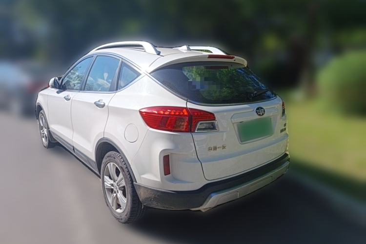 Used Bestune X80 2015 1.8T Automatic Luxury Model Rear Left 45 Deg