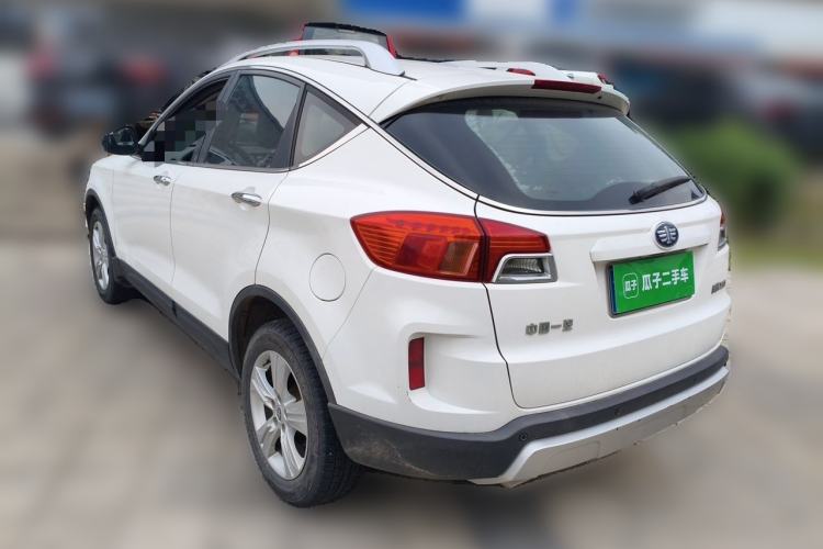 Used Bestune X80 2015 2.0L automatic comfort version Rear Left 45 Deg