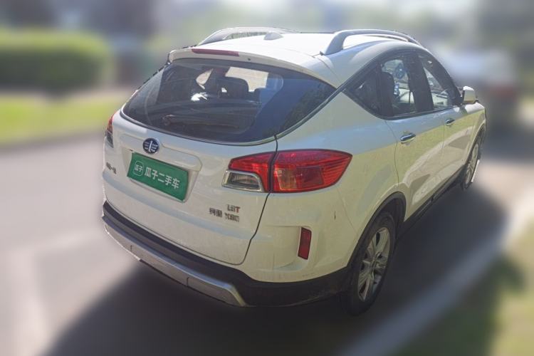 Used Bestune X80 2015 1.8T Automatic Luxury Model Rear Right 45 Deg