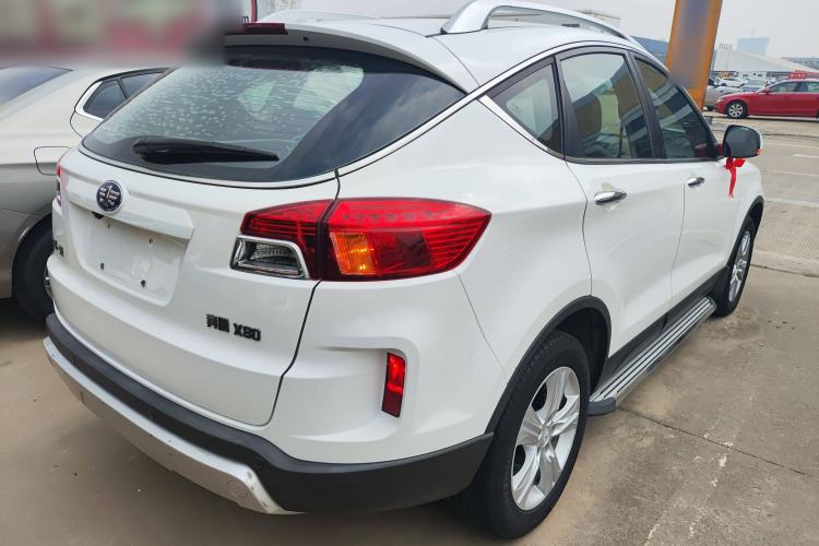 Used Bestune X80 2015 2.0L automatic comfort version Rear Right 45 Deg