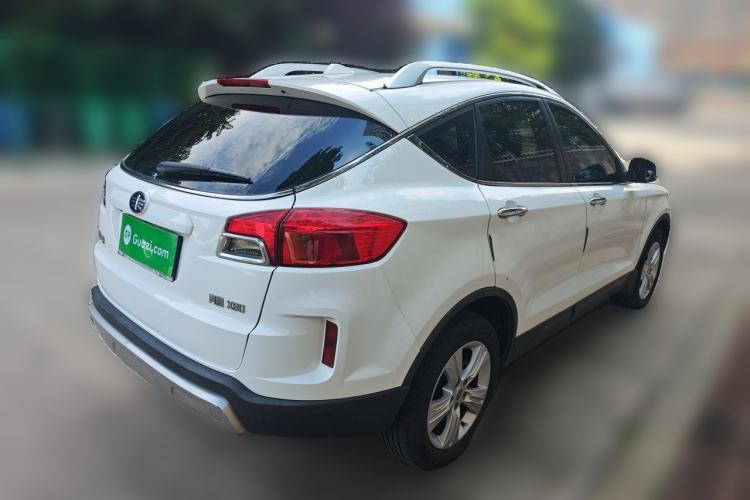 Used Bestune X80 2015 2.0L automatic luxury version Rear Right 45 Deg