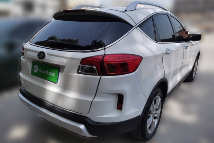 Used Bestune X80 2015 1.8T Automatic Luxury Model Rear Right 45 Deg
