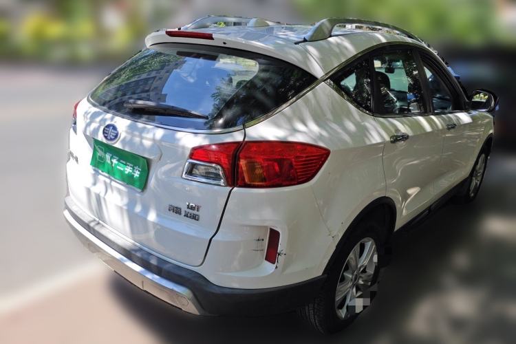 Used Bestune X80 2015 1.8T Automatic Luxury Model Rear Right 45 Deg