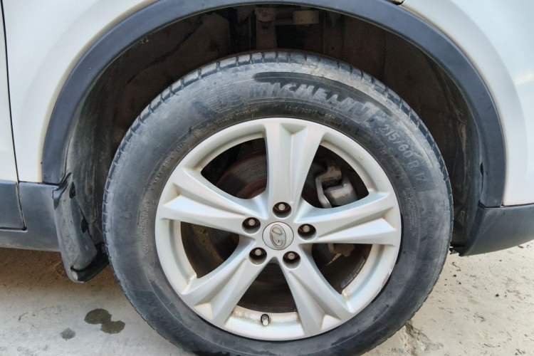 Used Bestune X80 2015 2.0L Manual Base Version Right Front Wheel Hub