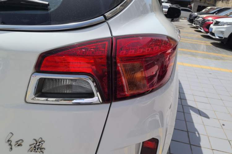 Used Bestune X80 2015 2.0L Automatic Comfort Anniversary Edition Right Rear Taillight