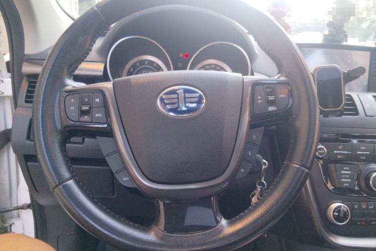 Used Bestune X80 2015 2.0L Automatic Comfort Anniversary Edition Steering Wheel