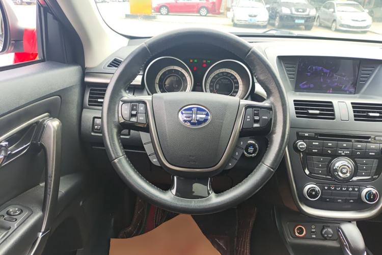 Used Bestune X80 2015 2.0L automatic comfort version Steering Wheel