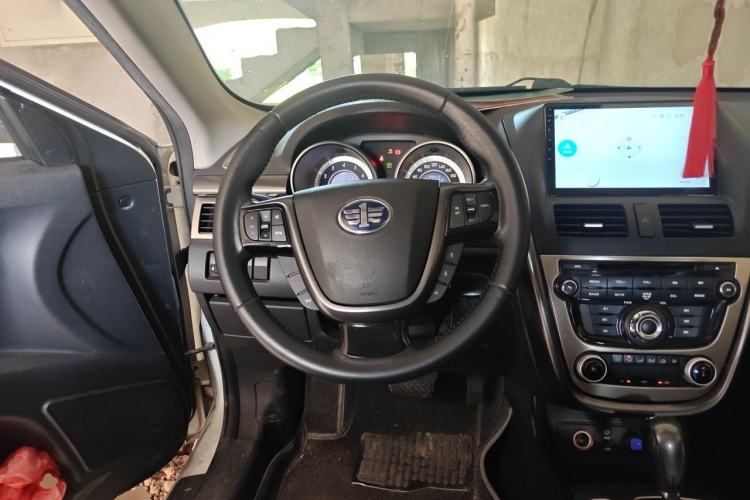 Used Bestune X80 2015 2.0L Automatic Comfort Anniversary Edition Steering Wheel