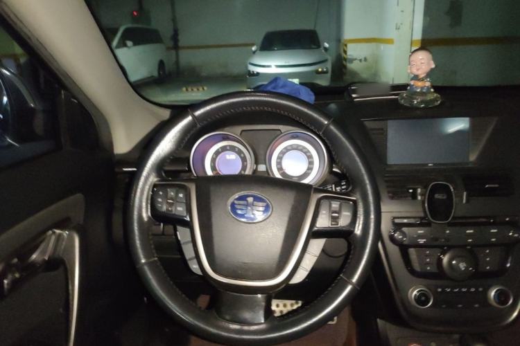 Used Bestune X80 2015 2.0L Automatic Comfort Anniversary Edition Steering Wheel