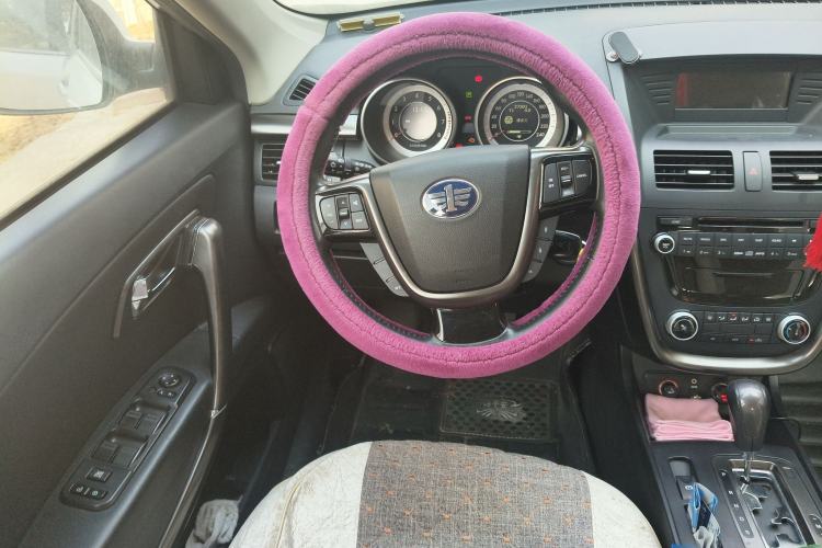 Used Bestune X80 2015 2.0L Automatic Comfort Anniversary Edition Steering Wheel