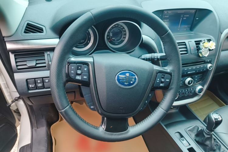 Used Bestune X80 2015 2.0L Manual Luxury Edition Steering Wheel