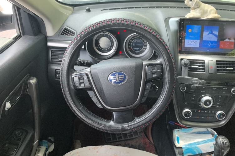 Used Bestune X80 2015 2.0L Manual Comfort 2nd Anniversary Edition Steering Wheel