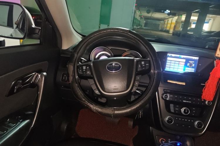 Used Bestune X80 2015 2.0L Automatic Comfort Anniversary Edition Steering Wheel