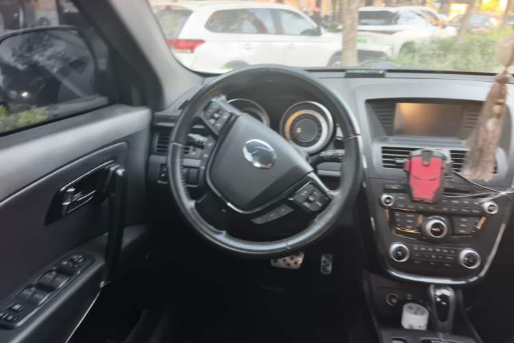 Used Bestune X80 2015 1.8T Automatic Sport Model Steering Wheel