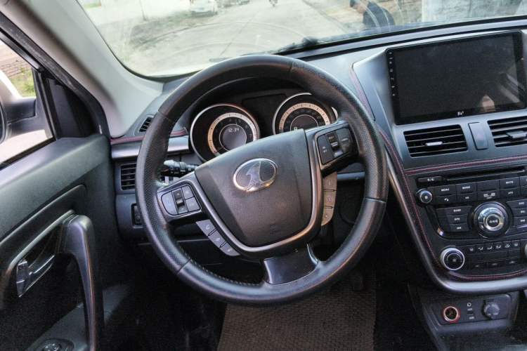 Used Bestune X80 2015 2.0L Manual Base Version Steering Wheel
