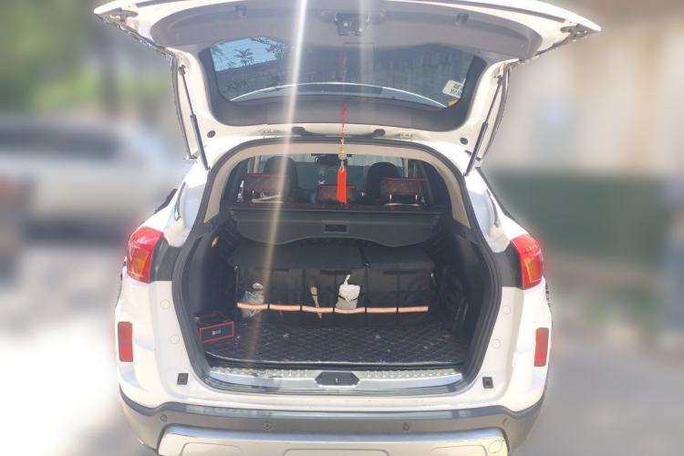 Used Bestune X80 2015 2.0L Manual Luxury Edition Trunk