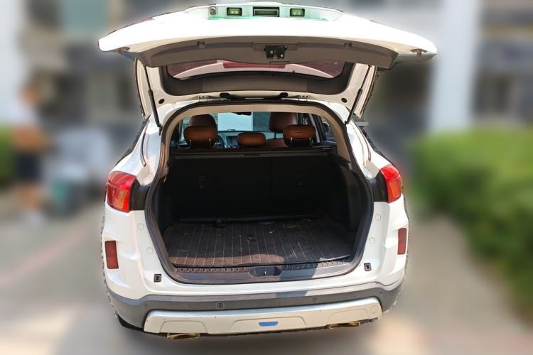 Used Bestune X80 2015 2.0L Automatic Comfort Anniversary Edition Trunk