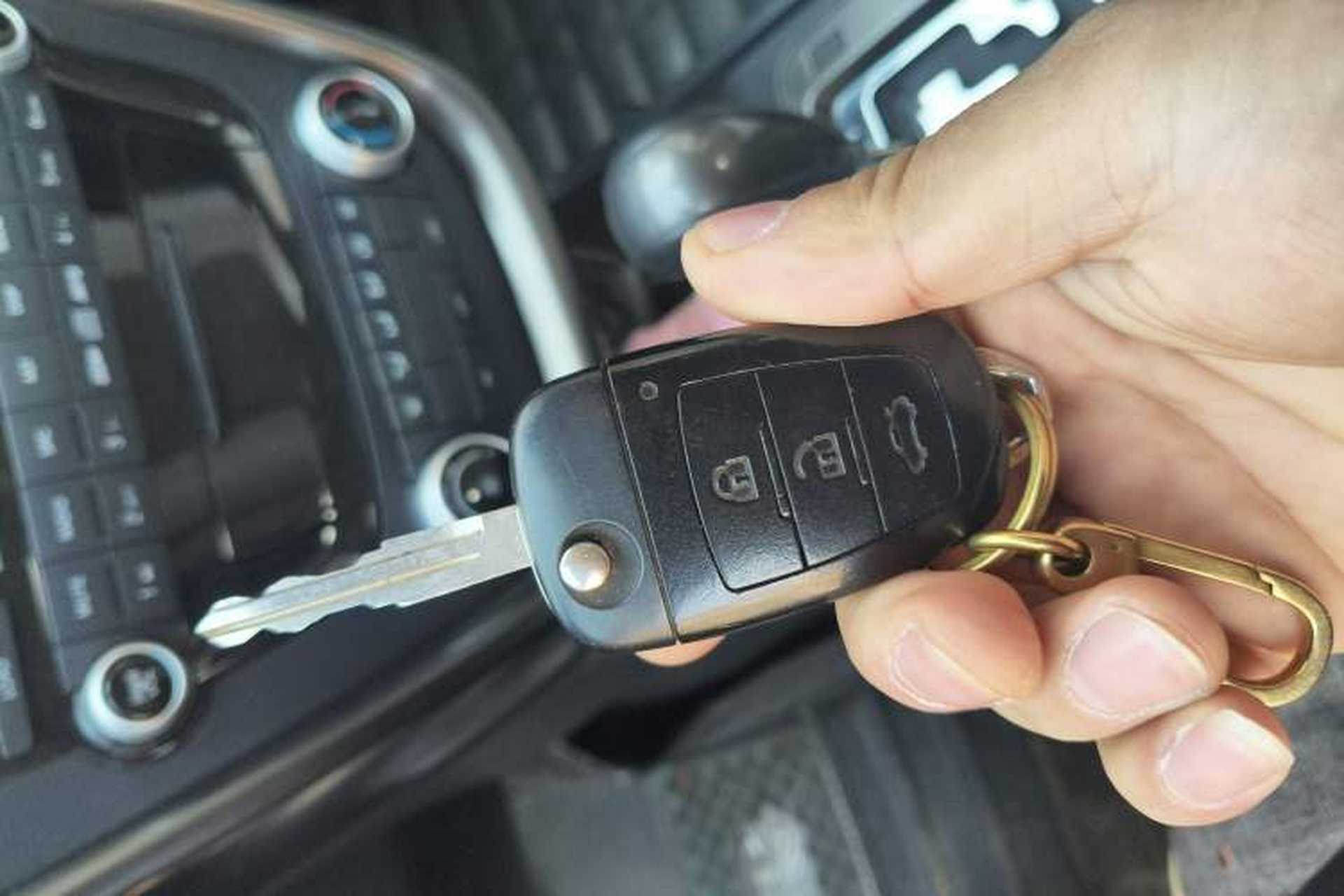 Used Bestune X80 2015 2.0L Automatic Comfort Anniversary Edition Vehicle Key