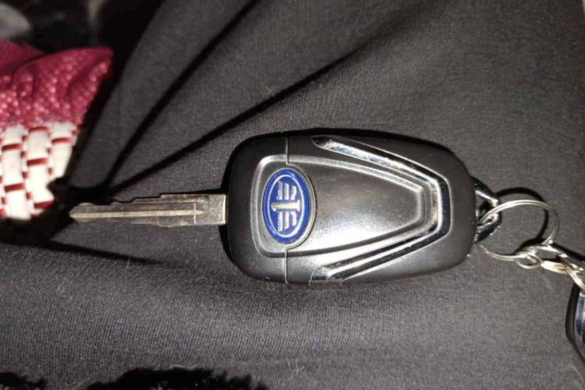 Used Bestune X80 2015 2.0L Automatic Comfort Anniversary Edition Vehicle Key