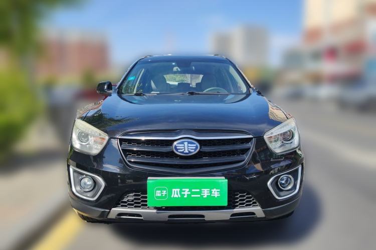 Used Bestune X80 2016 2.0L automatic Comfort trim level Front