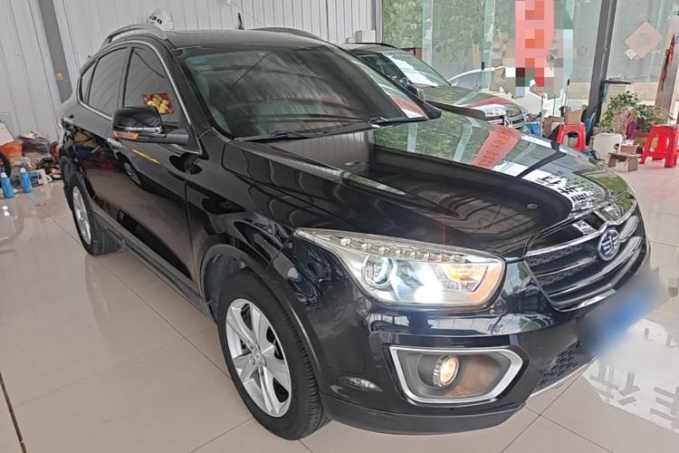 Used Bestune X80 2016 2.0L Automatic Luxury Model Front Right 45 Deg