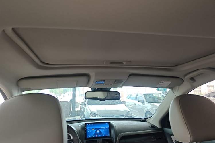 Used Bestune X80 2016 2.0L Automatic Luxury Model Headliner