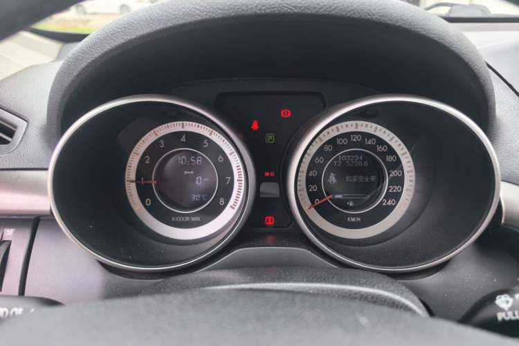 Used Bestune X80 2016 2.0L Automatic Luxury Model Instrument Cluster
