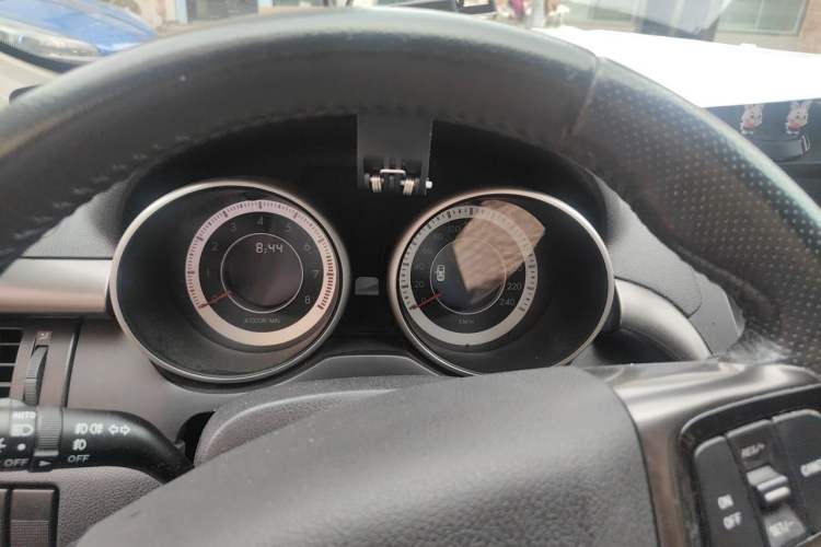 Used Bestune X80 2016 2.0L Automatic Luxury Model Instrument Cluster