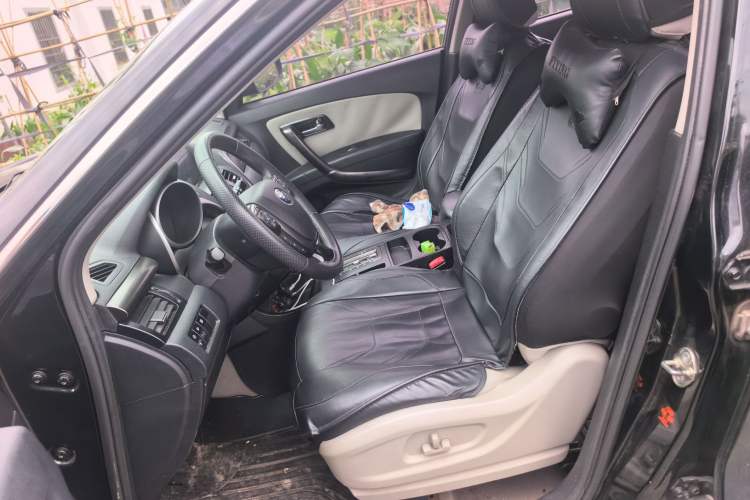 Used Bestune X80 2016 2.0L Automatic Luxury Model Left Front Seat