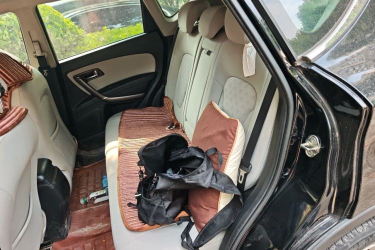 Used Bestune X80 2016 2.0L manual base trim Left Rear Seat