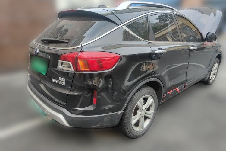 Used Bestune X80 2016 2.0L Automatic Luxury Model Rear Right 45 Deg