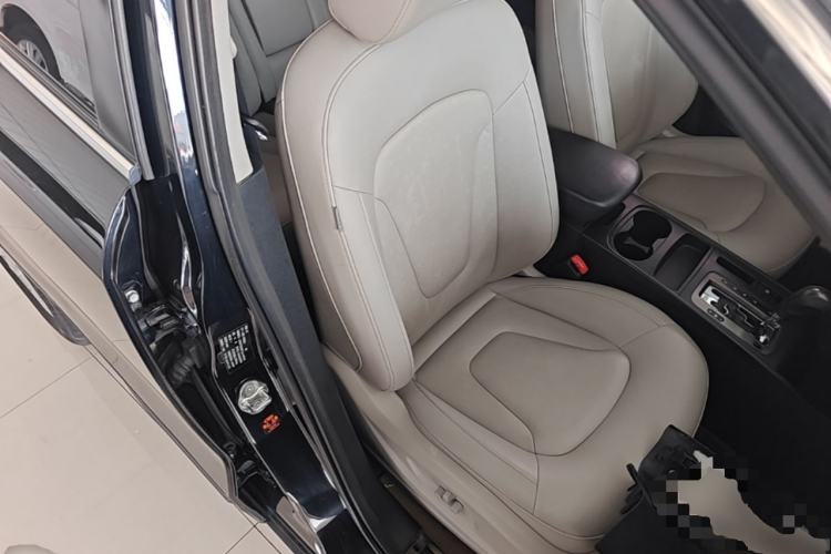Used Bestune X80 2016 2.0L Automatic Luxury Model Right Front Seat
