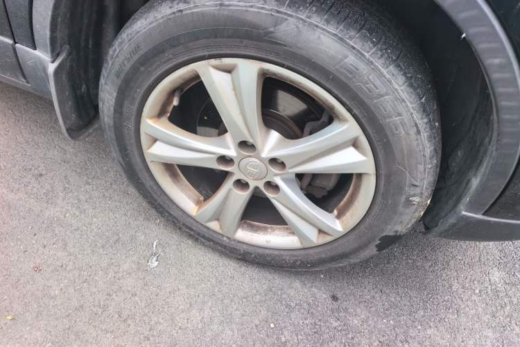Used Bestune X80 2016 2.0L Automatic Luxury Model Right Front Wheel Hub