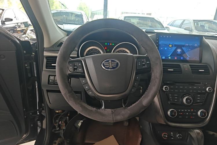 Used Bestune X80 2016 2.0L Automatic Luxury Model Steering Wheel