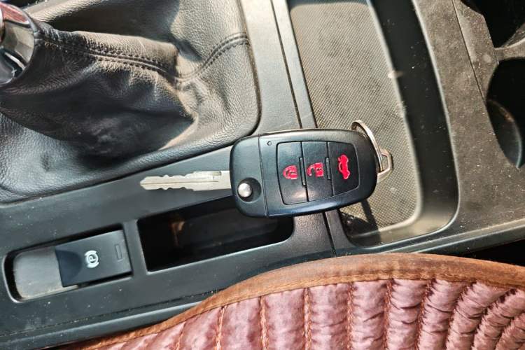Used Bestune X80 2016 2.0L manual base trim Vehicle Key