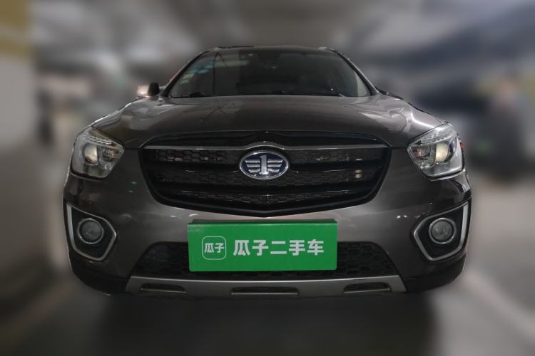 Used Bestune X80 2016 2.0L automatic Comfort trim level Front