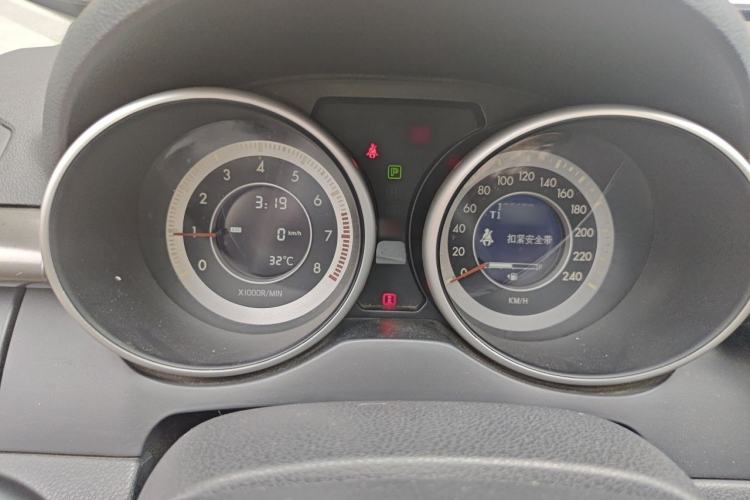 Used Bestune X80 2016 2.0L automatic Comfort trim level Instrument Cluster