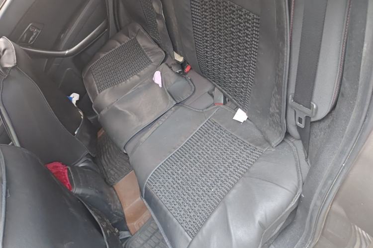 Used Bestune X80 2016 2.0L automatic Comfort trim level Left Rear Seat