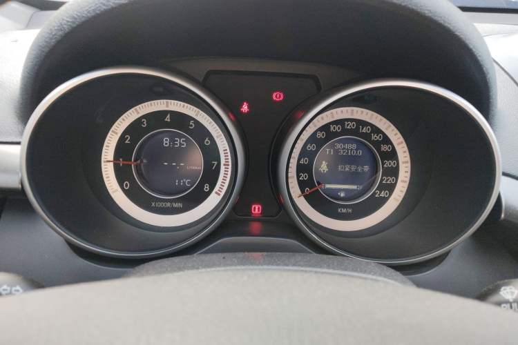 Used Bestune X80 2016 2.0L Manual Luxury Edition Odometer Close Up