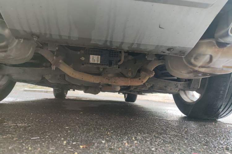 Used Bestune X80 2016 2.0L automatic Comfort trim level Chassis Rear