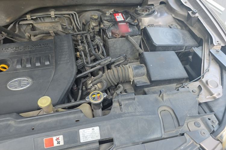 Used Bestune X80 2016 2.0L automatic Comfort trim level Engine Bay Left