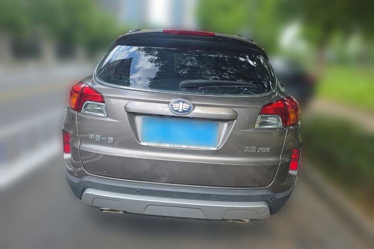 Used Bestune X80 2016 2.0L automatic Comfort trim level Rear
