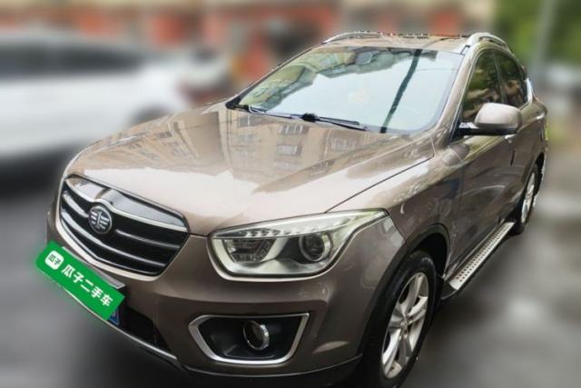 Used Bestune X80 2016 2.0L automatic Comfort trim level