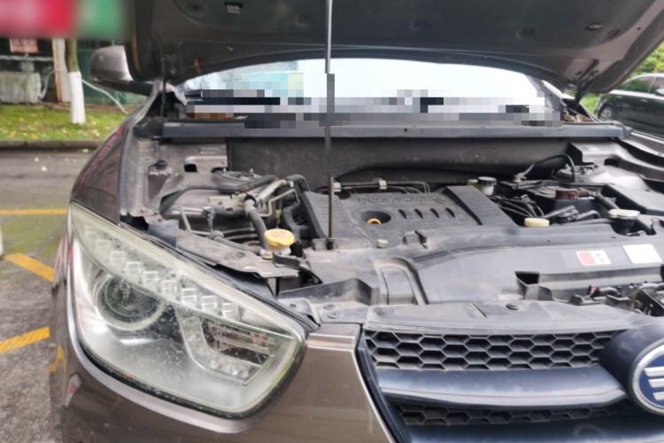 Used Bestune X80 2016 2.0L manual Comfort trim level Engine Bay Right